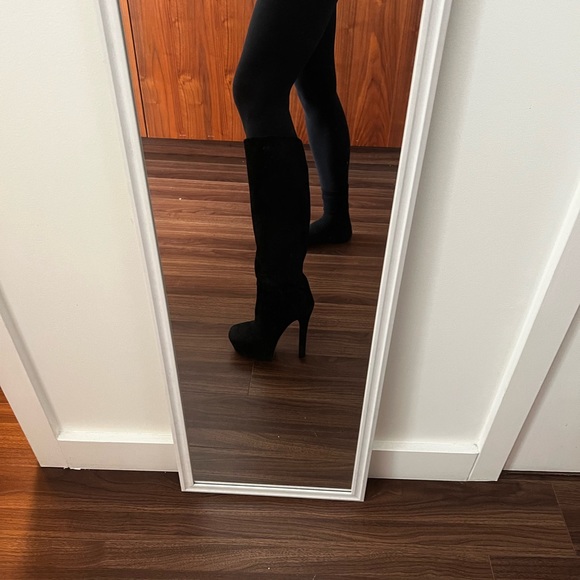 GUCCI suede leather boots very stylish - Picture 4 of 4